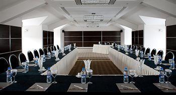 Bilkent And Conference Center Готель Анкара